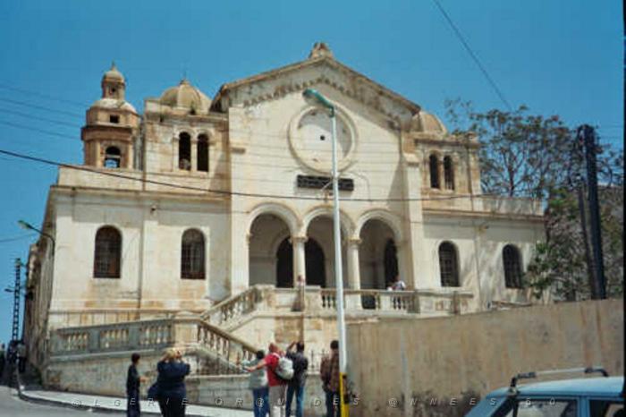 1003 EGLISE ST LOUIS  EN 2004.JPG